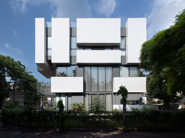 Lacuna House
