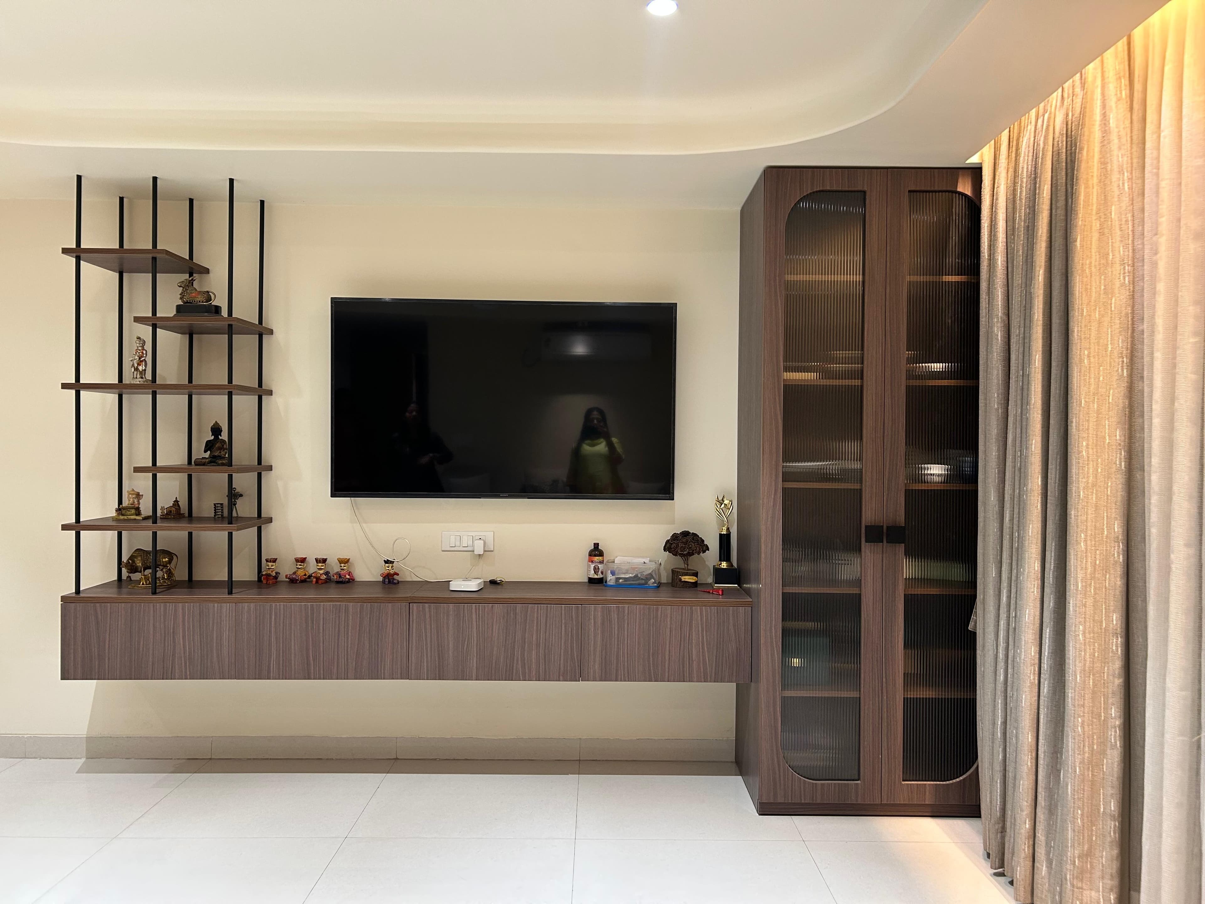 Tv unit and crockery unit